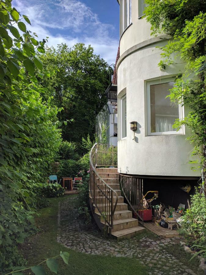 C/o #2 Appartement *